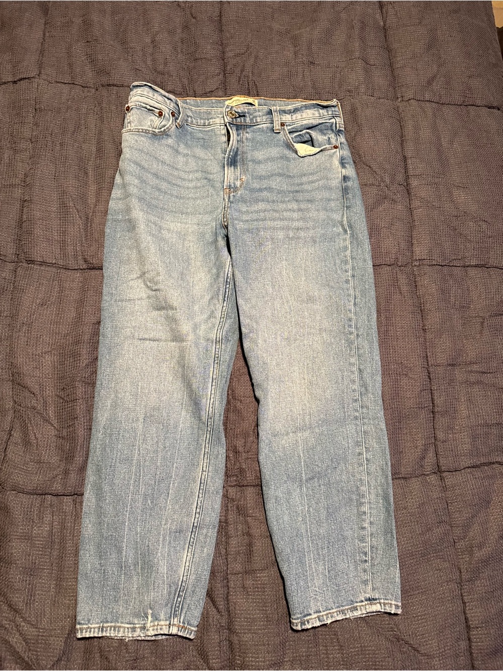 Abercrombie & Fitch Light Blue High-Rise Mom Jeans